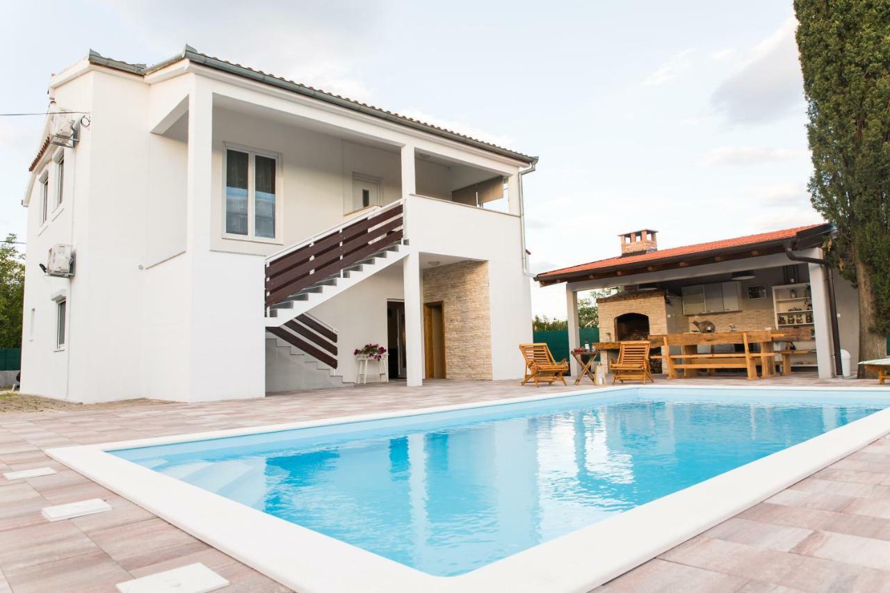 Villa Nava Benkovac Exteriér fotografie